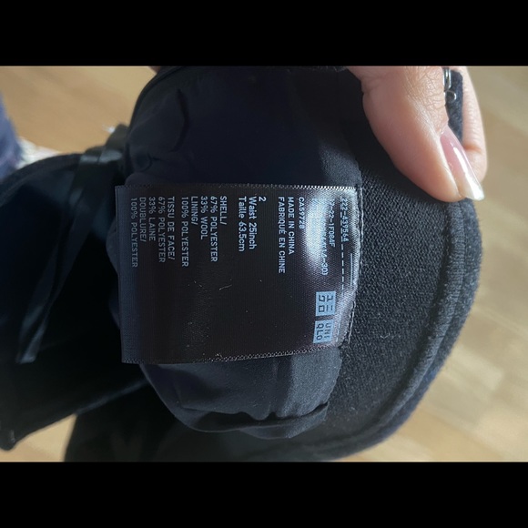 Cute plaid UNIQLO skirt in perfect condition - Picture 5 of 8